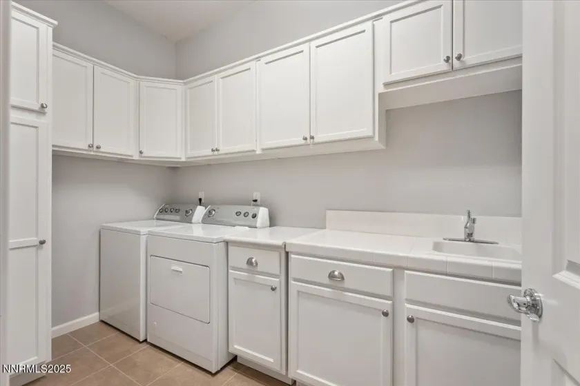 2250 Trakehner, Reno, Nevada 89521, 3 Bedrooms Bedrooms, ,3 BathroomsBathrooms,Residential,Residential,Trakehner,250054454