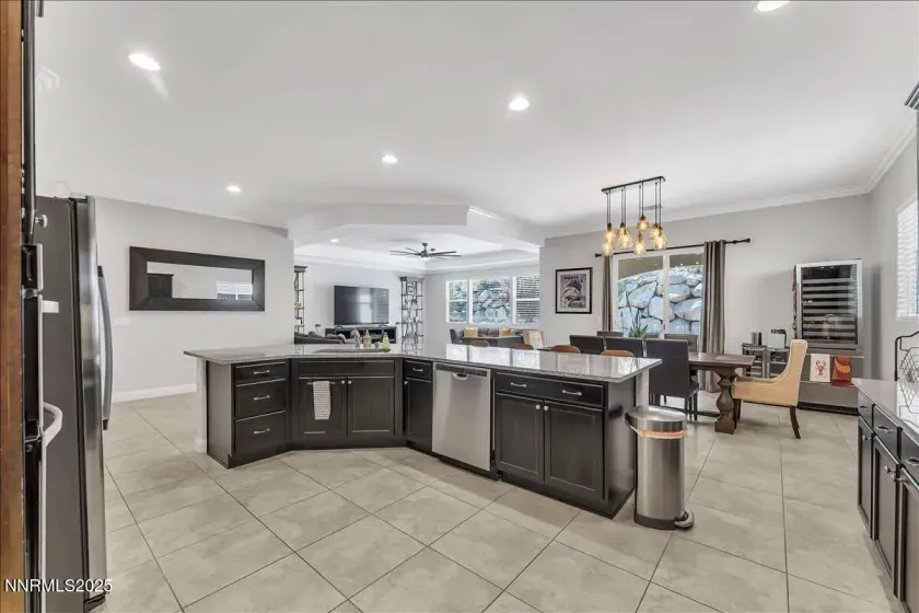 1671 Crescent Pointe, Reno, Nevada 89523, 4 Bedrooms Bedrooms, ,3 BathroomsBathrooms,Residential,Residential,Crescent Pointe,250056361