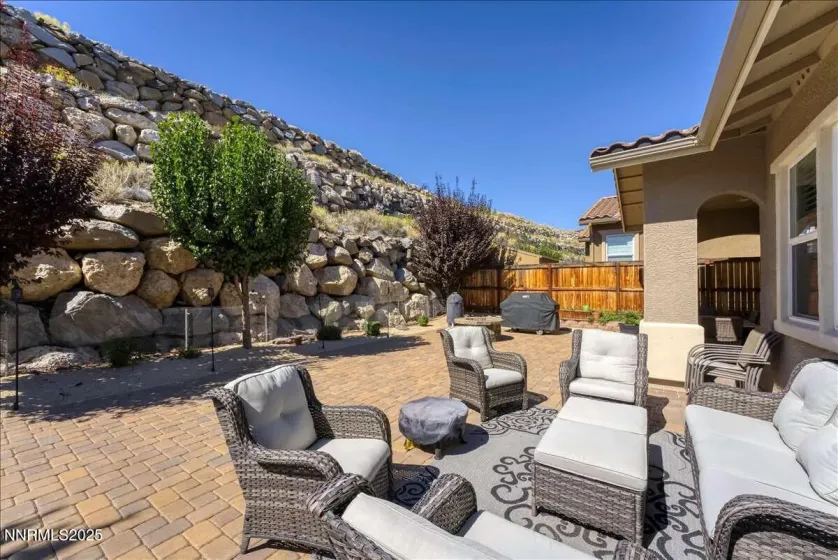 1671 Crescent Pointe, Reno, Nevada 89523, 4 Bedrooms Bedrooms, ,3 BathroomsBathrooms,Residential,Residential,Crescent Pointe,250056361