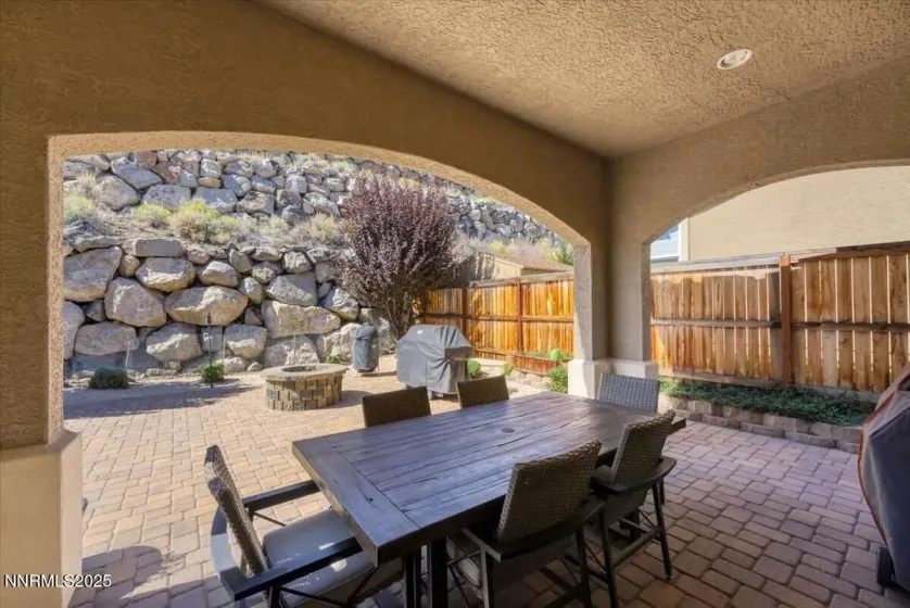 1671 Crescent Pointe, Reno, Nevada 89523, 4 Bedrooms Bedrooms, ,3 BathroomsBathrooms,Residential,Residential,Crescent Pointe,250056361