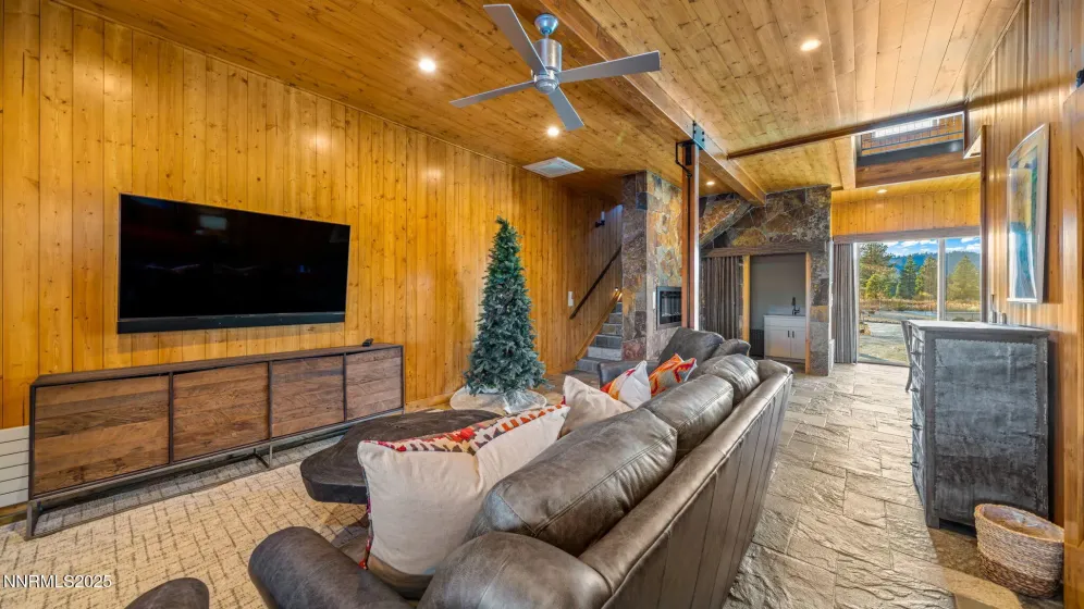 6200 Westside, Calpine, California 96124, 5 Bedrooms Bedrooms, ,8 BathroomsBathrooms,Residential,Residential,Westside,250056362