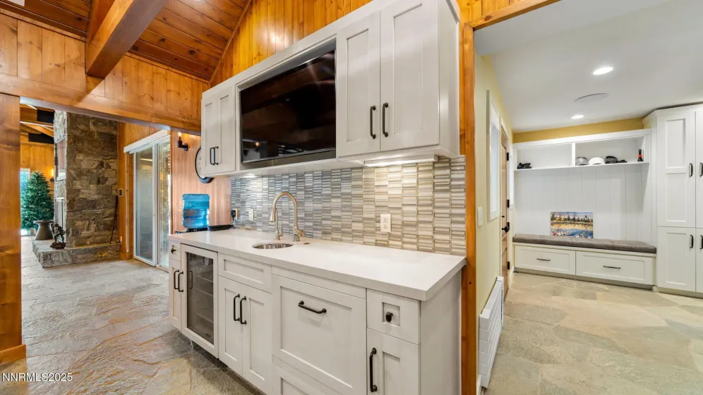 6200 Westside, Calpine, California 96124, 5 Bedrooms Bedrooms, ,8 BathroomsBathrooms,Residential,Residential,Westside,250056362