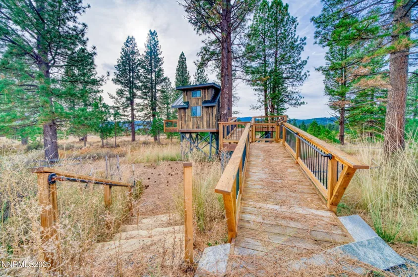 6200 Westside, Calpine, California 96124, 5 Bedrooms Bedrooms, ,8 BathroomsBathrooms,Residential,Residential,Westside,250056362