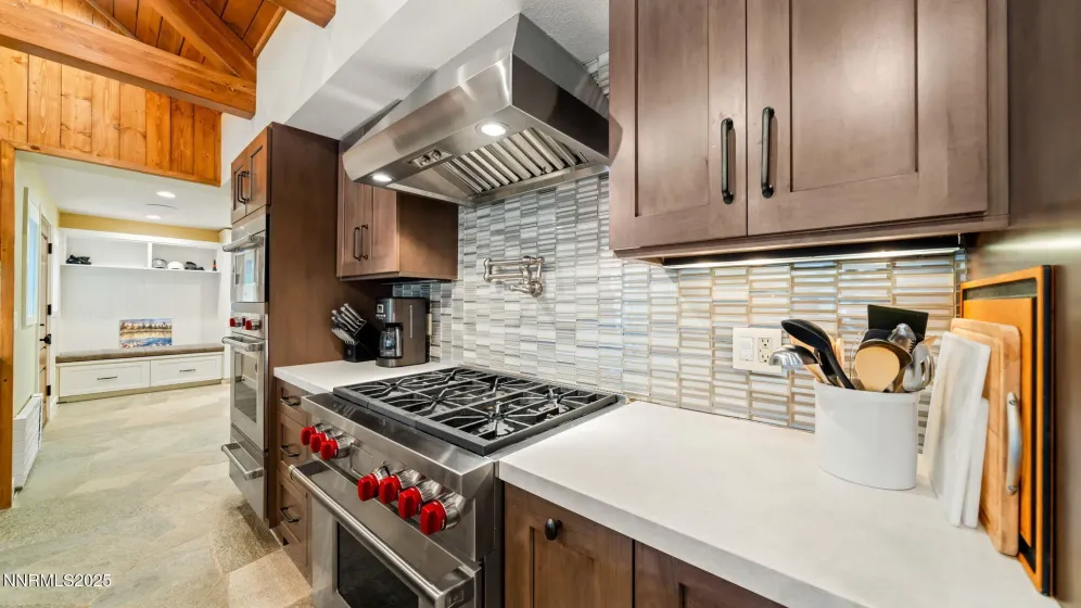 6200 Westside, Calpine, California 96124, 5 Bedrooms Bedrooms, ,8 BathroomsBathrooms,Residential,Residential,Westside,250056362