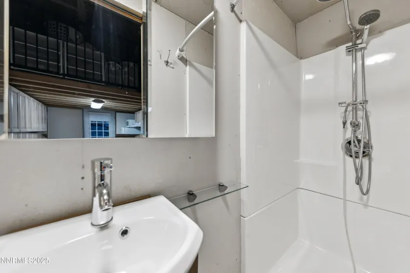 349 Maryanne, Stateline, Nevada 89449, 4 Bedrooms Bedrooms, ,4 BathroomsBathrooms,Residential,Residential,Maryanne,250056372