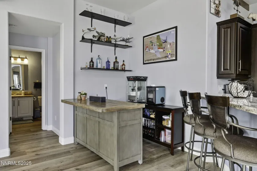 2850 Friar Rock, Sparks, Nevada 89436, 6 Bedrooms Bedrooms, ,4 BathroomsBathrooms,Residential,Residential,Friar Rock,250056385