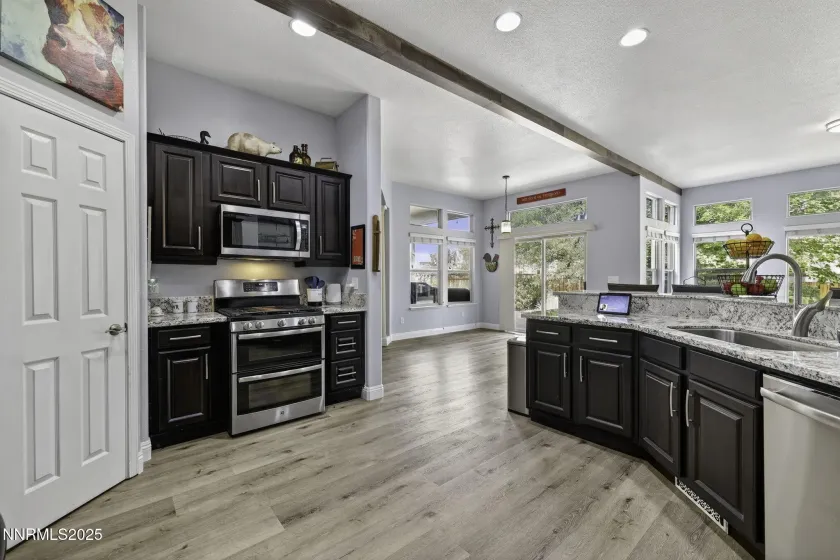 2850 Friar Rock, Sparks, Nevada 89436, 6 Bedrooms Bedrooms, ,4 BathroomsBathrooms,Residential,Residential,Friar Rock,250056385