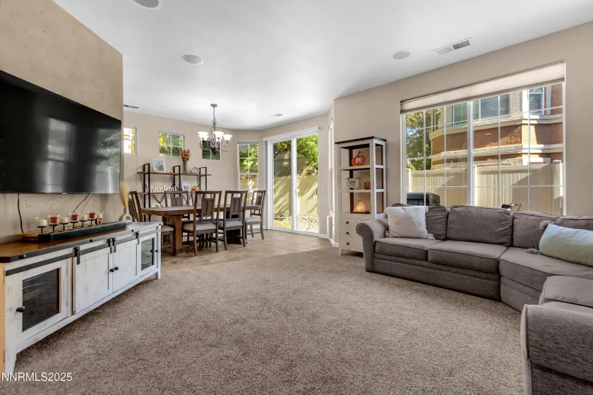 1811 Stetson, Reno, Nevada 89521, 3 Bedrooms Bedrooms, ,3 BathroomsBathrooms,Residential,Residential,Stetson,250056387