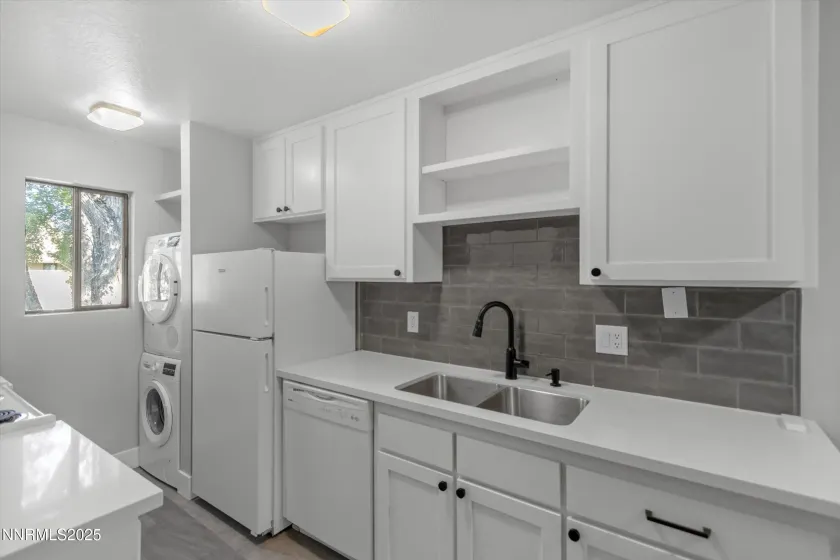 4634 Rio Poco, Reno, Nevada 89502, 1 Bedroom Bedrooms, ,1 BathroomBathrooms,Residential,Residential,Rio Poco,250056390