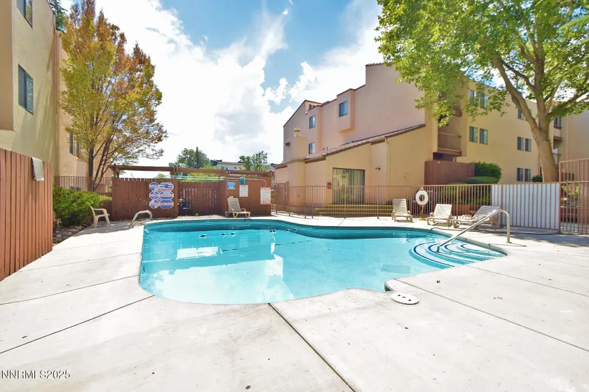 2750 Plumas, Reno, Nevada 89509, 2 Bedrooms Bedrooms, ,2 BathroomsBathrooms,Residential,Residential,Plumas,250056396