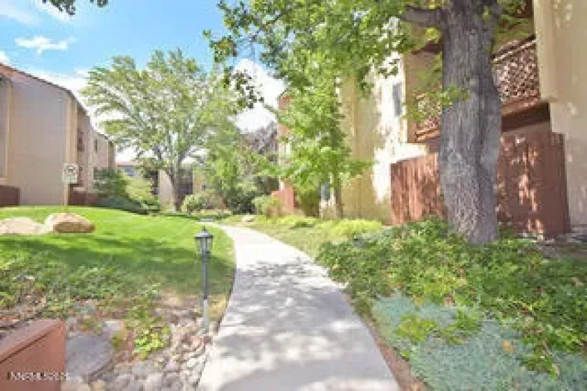 2750 Plumas, Reno, Nevada 89509, 2 Bedrooms Bedrooms, ,2 BathroomsBathrooms,Residential,Residential,Plumas,250056396