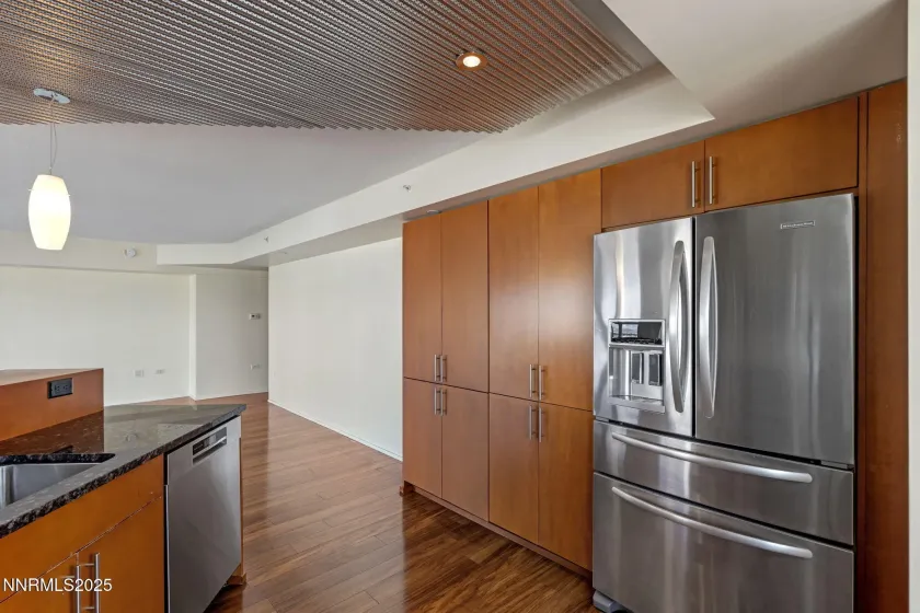 255 Sierra, Reno, Nevada 89501, 1 Bedroom Bedrooms, ,1 BathroomBathrooms,Residential,Residential,Sierra,250056405
