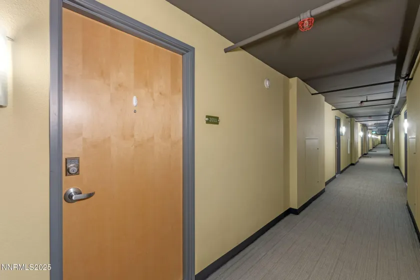 255 Sierra, Reno, Nevada 89501, 1 Bedroom Bedrooms, ,1 BathroomBathrooms,Residential,Residential,Sierra,250056405