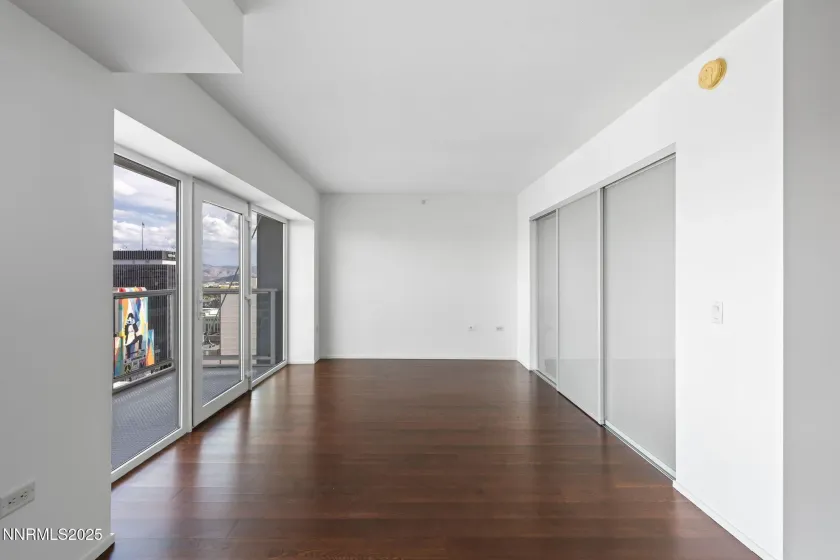 255 Sierra, Reno, Nevada 89501, 1 Bedroom Bedrooms, ,1 BathroomBathrooms,Residential,Residential,Sierra,250056407