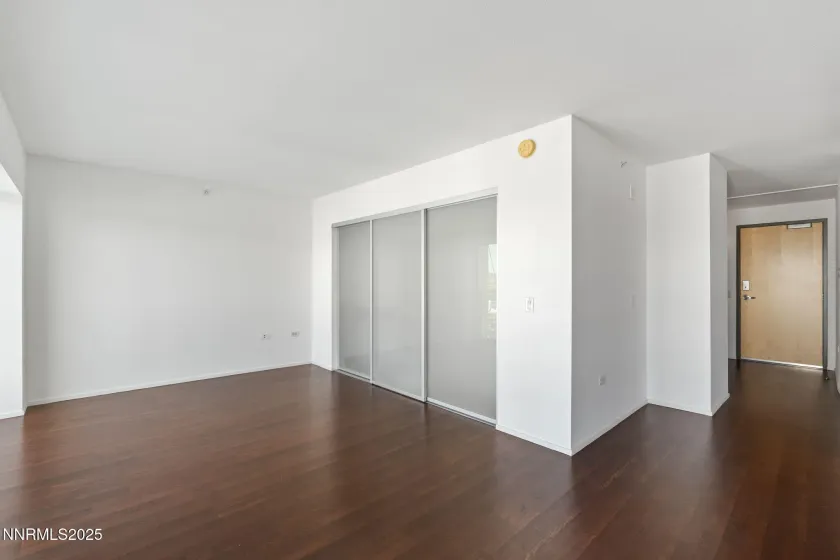 255 Sierra, Reno, Nevada 89501, 1 Bedroom Bedrooms, ,1 BathroomBathrooms,Residential,Residential,Sierra,250056407
