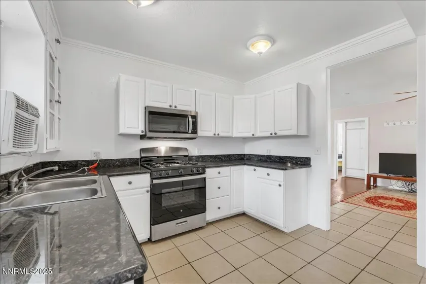 1902 Peters, Carson City, Nevada 89706, 2 Bedrooms Bedrooms, ,1 BathroomBathrooms,Residential,Residential,Peters,250056408