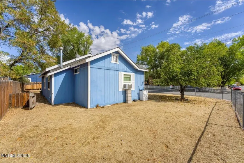1902 Peters, Carson City, Nevada 89706, 2 Bedrooms Bedrooms, ,1 BathroomBathrooms,Residential,Residential,Peters,250056408