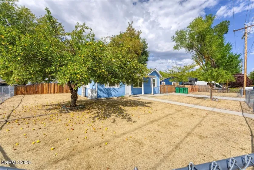 1902 Peters, Carson City, Nevada 89706, 2 Bedrooms Bedrooms, ,1 BathroomBathrooms,Residential,Residential,Peters,250056408