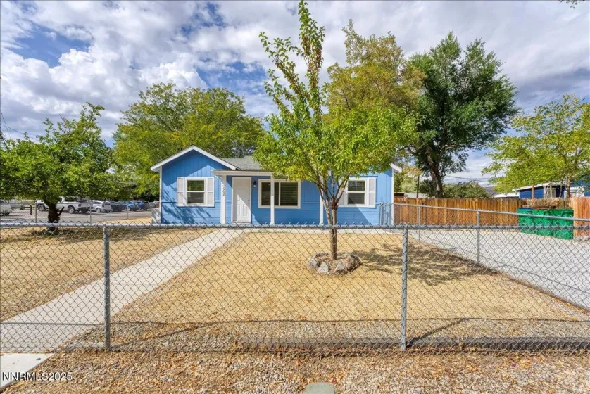 1902 Peters, Carson City, Nevada 89706, 2 Bedrooms Bedrooms, ,1 BathroomBathrooms,Residential,Residential,Peters,250056408