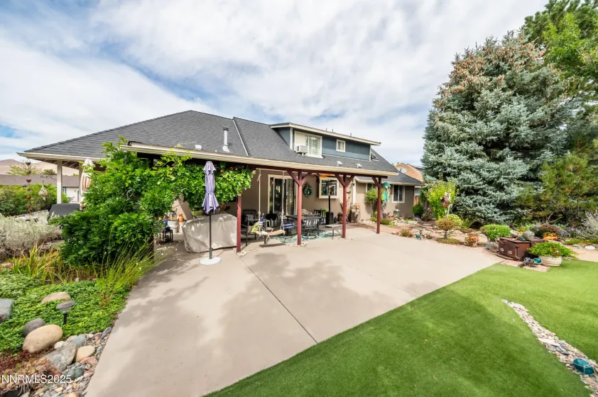 440 Aswan, Sparks, Nevada 89441, 3 Bedrooms Bedrooms, ,3 BathroomsBathrooms,Residential,Residential,Aswan,250056383