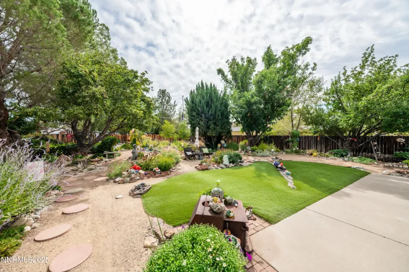 440 Aswan, Sparks, Nevada 89441, 3 Bedrooms Bedrooms, ,3 BathroomsBathrooms,Residential,Residential,Aswan,250056383
