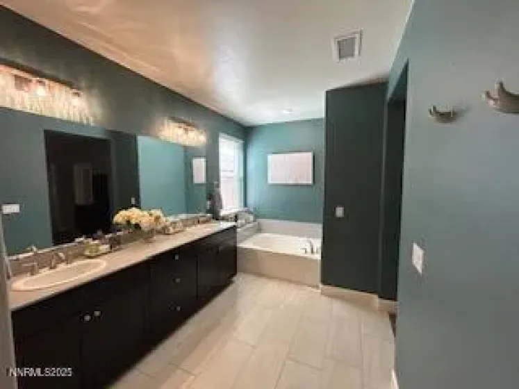 1640 Scott Valley, Reno, Nevada 89523, 3 Bedrooms Bedrooms, ,3 BathroomsBathrooms,Residential,Residential,Scott Valley,250056411