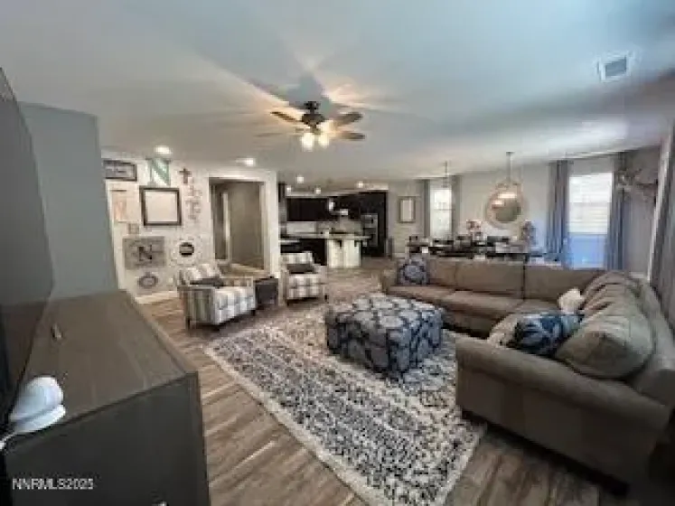 1640 Scott Valley, Reno, Nevada 89523, 3 Bedrooms Bedrooms, ,3 BathroomsBathrooms,Residential,Residential,Scott Valley,250056411