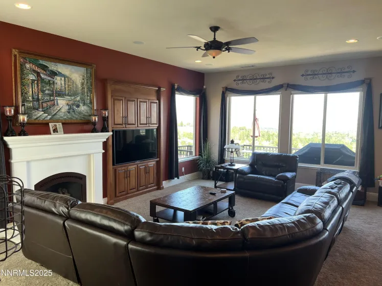 5360 Bellazza, Reno, Nevada 89519, 4 Bedrooms Bedrooms, ,3 BathroomsBathrooms,Residential,Residential,Bellazza,250056412