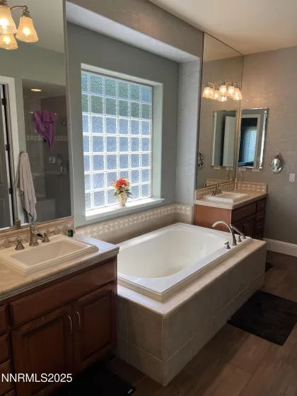 5360 Bellazza, Reno, Nevada 89519, 4 Bedrooms Bedrooms, ,3 BathroomsBathrooms,Residential,Residential,Bellazza,250056412