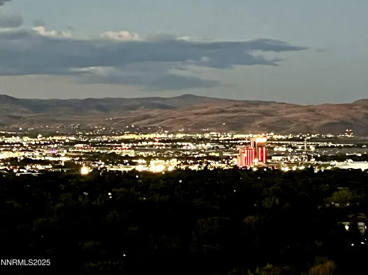 5360 Bellazza, Reno, Nevada 89519, 4 Bedrooms Bedrooms, ,3 BathroomsBathrooms,Residential,Residential,Bellazza,250056412