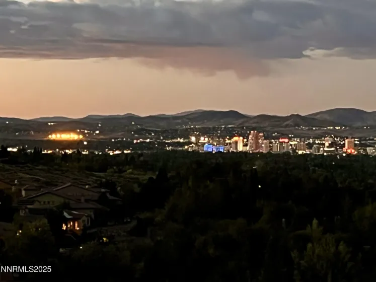 5360 Bellazza, Reno, Nevada 89519, 4 Bedrooms Bedrooms, ,3 BathroomsBathrooms,Residential,Residential,Bellazza,250056412