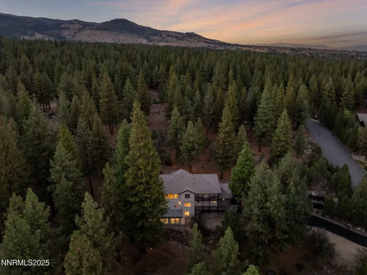 16435 Snow Flower, Reno, Nevada 89511, 5 Bedrooms Bedrooms, ,4 BathroomsBathrooms,Residential,Residential,Snow Flower,250056413