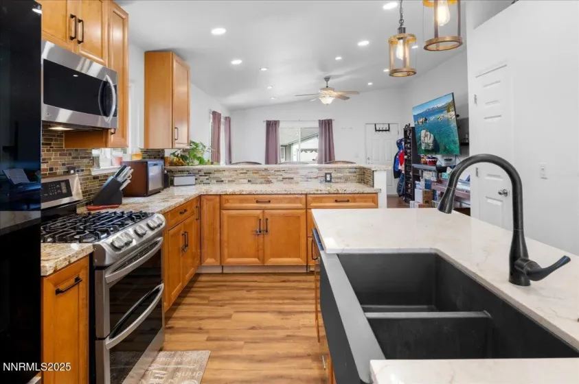 5658 Cranberry, Sun Valley, Nevada 89433, 4 Bedrooms Bedrooms, ,2 BathroomsBathrooms,Residential,Residential,Cranberry,250056415