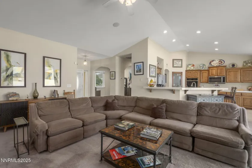 1094 Rawhide, Fernley, Nevada 89408, 3 Bedrooms Bedrooms, ,2 BathroomsBathrooms,Residential,Residential,Rawhide,250056414