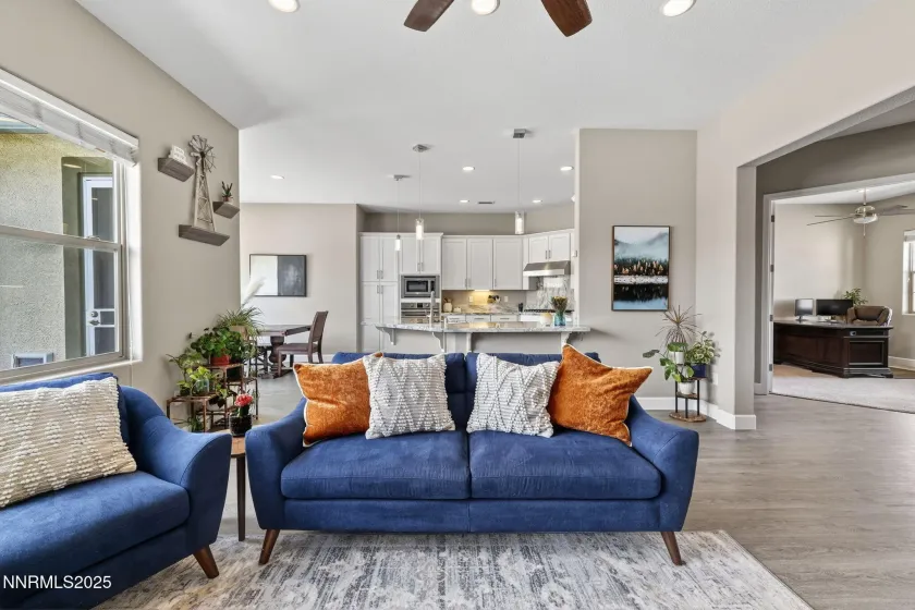 11740 Rustic Ridge, Sparks, Nevada 89441, 3 Bedrooms Bedrooms, ,2 BathroomsBathrooms,Residential,Residential,Rustic Ridge,250056419