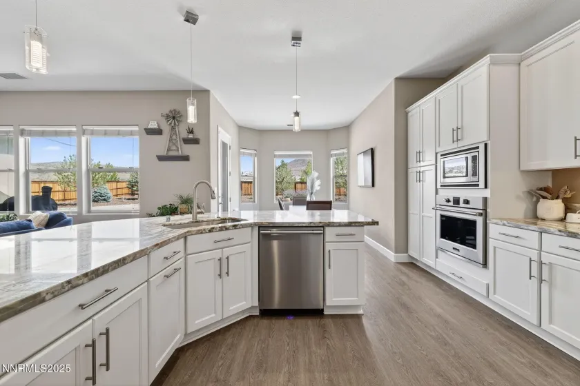 11740 Rustic Ridge, Sparks, Nevada 89441, 3 Bedrooms Bedrooms, ,2 BathroomsBathrooms,Residential,Residential,Rustic Ridge,250056419