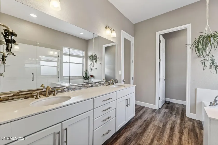 11740 Rustic Ridge, Sparks, Nevada 89441, 3 Bedrooms Bedrooms, ,2 BathroomsBathrooms,Residential,Residential,Rustic Ridge,250056419