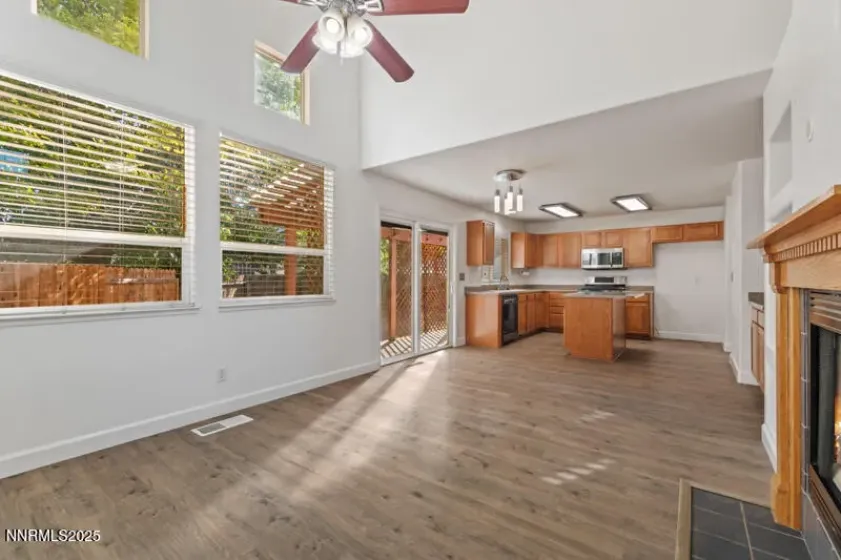 1359 Windridge, Carson City, Nevada 89706, 3 Bedrooms Bedrooms, ,3 BathroomsBathrooms,Residential,Residential,Windridge,250056425
