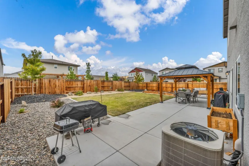 1281 Old Barn, Sparks, Nevada 89436, 4 Bedrooms Bedrooms, ,3 BathroomsBathrooms,Residential,Residential,Old Barn,250056428