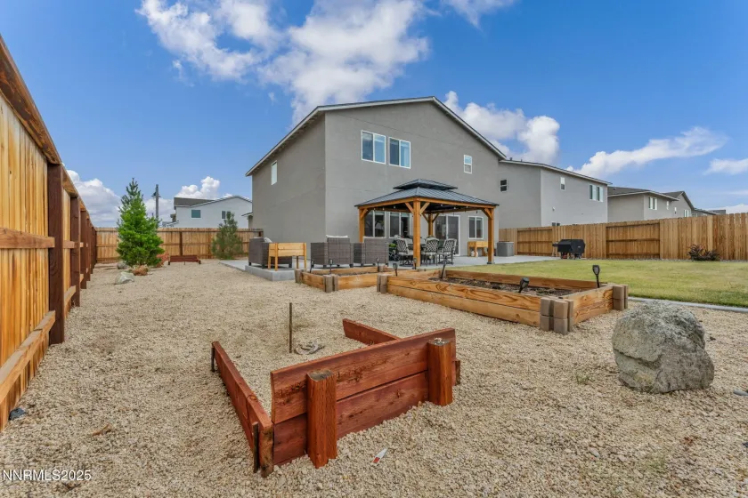 1281 Old Barn, Sparks, Nevada 89436, 4 Bedrooms Bedrooms, ,3 BathroomsBathrooms,Residential,Residential,Old Barn,250056428