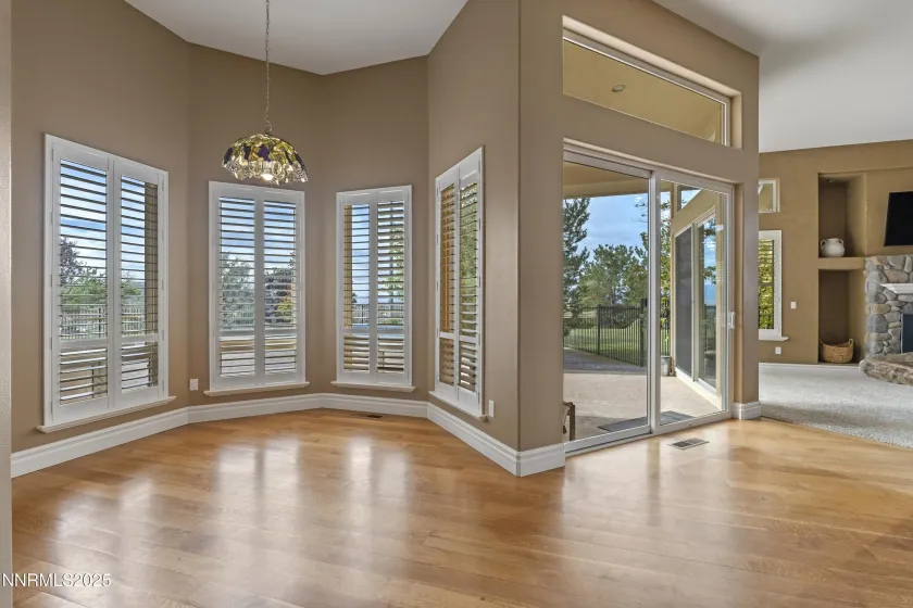 625 Onyo, Sparks, Nevada 89441, 4 Bedrooms Bedrooms, ,5 BathroomsBathrooms,Residential,Residential,Onyo,250056430