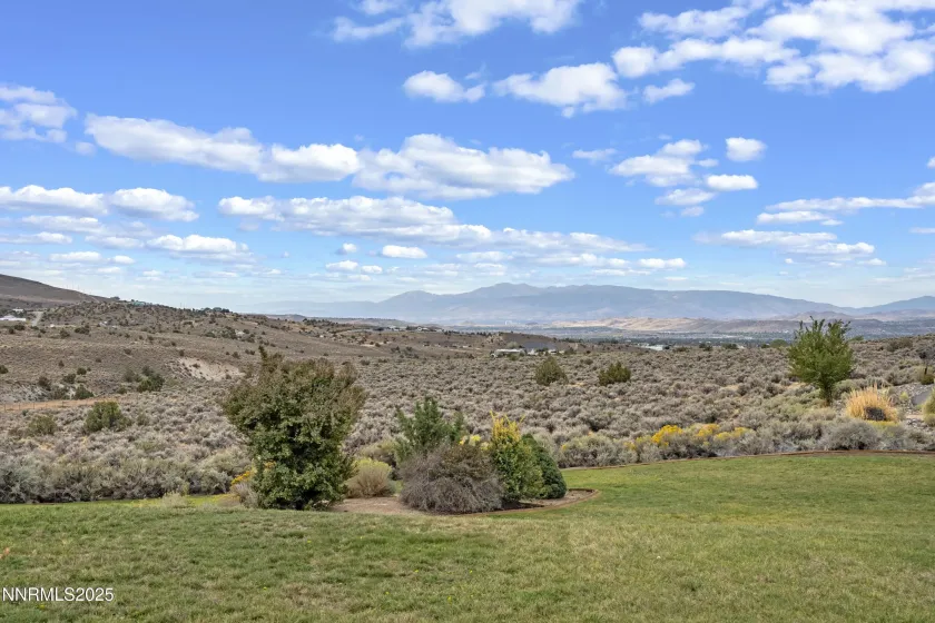 625 Onyo, Sparks, Nevada 89441, 4 Bedrooms Bedrooms, ,5 BathroomsBathrooms,Residential,Residential,Onyo,250056430