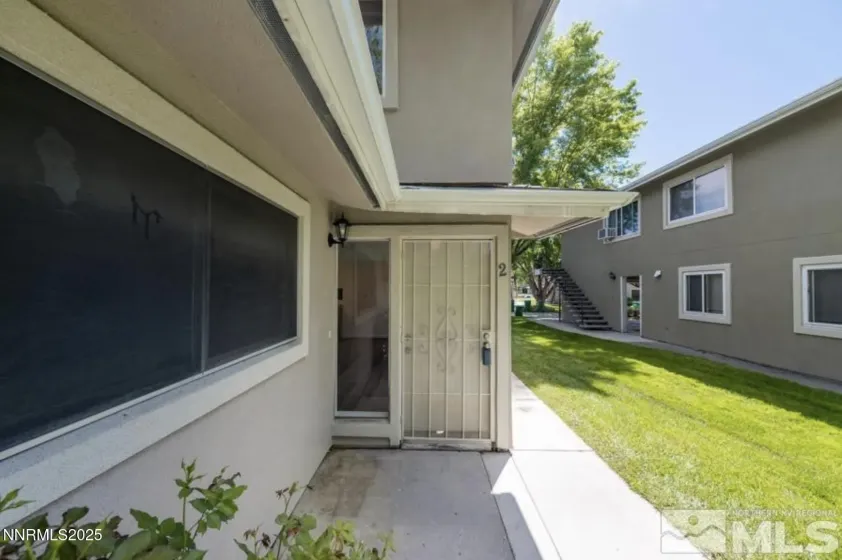 5030 Neil, Reno, Nevada 89502, 2 Bedrooms Bedrooms, ,1 BathroomBathrooms,Residential,Residential,Neil,250056433