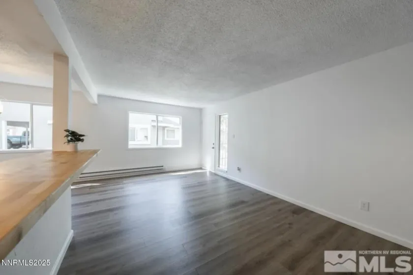 5030 Neil, Reno, Nevada 89502, 2 Bedrooms Bedrooms, ,1 BathroomBathrooms,Residential,Residential,Neil,250056433