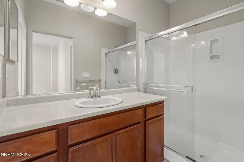 1955 Echo Valley, Reno, Nevada 89521, 4 Bedrooms Bedrooms, ,3 BathroomsBathrooms,Residential,Residential,Echo Valley,250056436