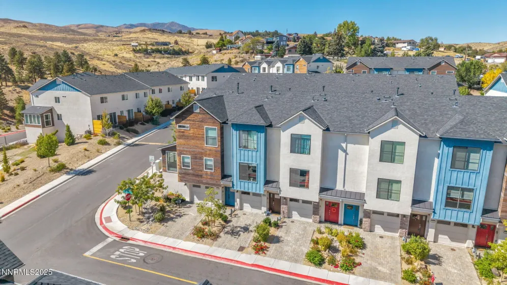 585 Logan Jacob, Reno, Nevada 89503, 2 Bedrooms Bedrooms, ,3 BathroomsBathrooms,Residential,Residential,Logan Jacob,250056438