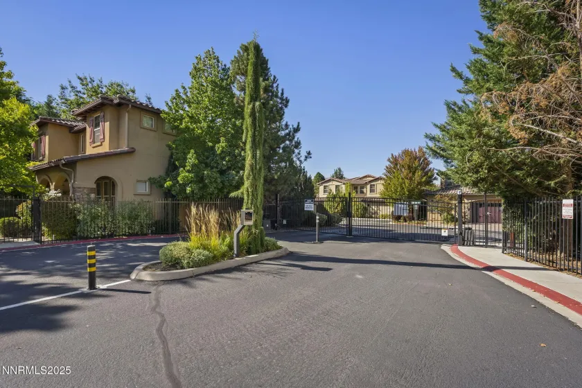 3945 San Donato, Reno, Nevada 89519, 3 Bedrooms Bedrooms, ,3 BathroomsBathrooms,Residential,Residential,San Donato,250056441