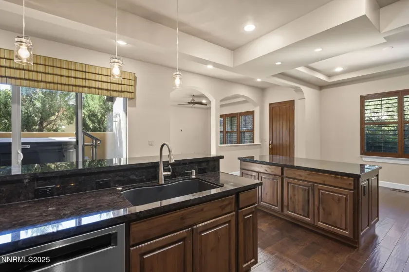 3945 San Donato, Reno, Nevada 89519, 3 Bedrooms Bedrooms, ,3 BathroomsBathrooms,Residential,Residential,San Donato,250056441