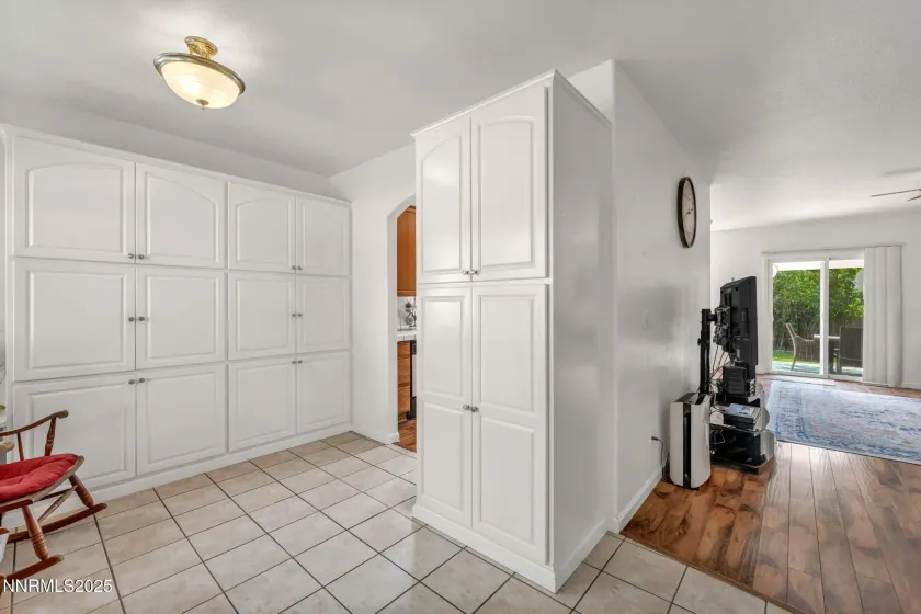 1317 Brooke, Gardnerville, Nevada 89410, 3 Bedrooms Bedrooms, ,2 BathroomsBathrooms,Residential,Residential,Brooke,250056443