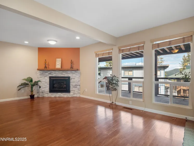 761 Milky Way, Stateline, Nevada 89449, 2 Bedrooms Bedrooms, ,1 BathroomBathrooms,Residential,Residential,Milky Way,250056444